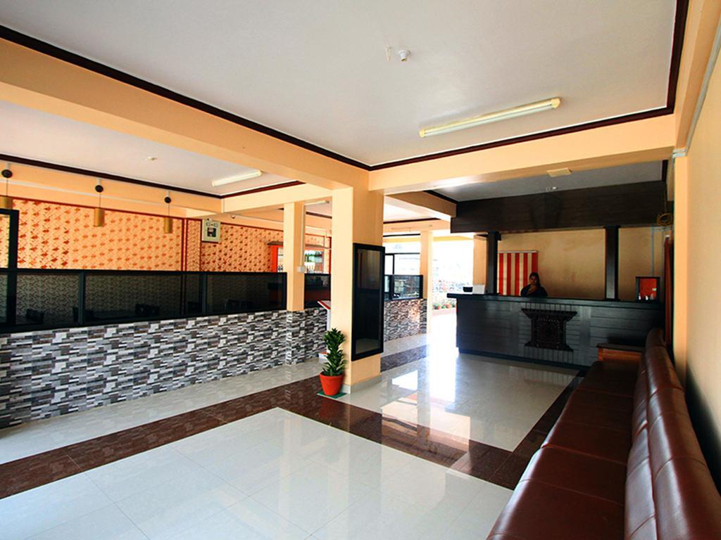 Hotel Rudrakshya Pokhara Exteriör bild